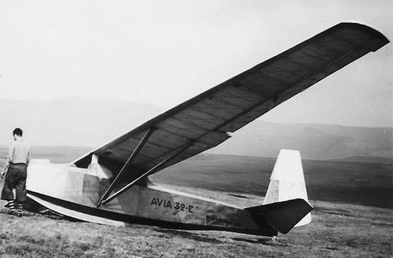 Avia 32E